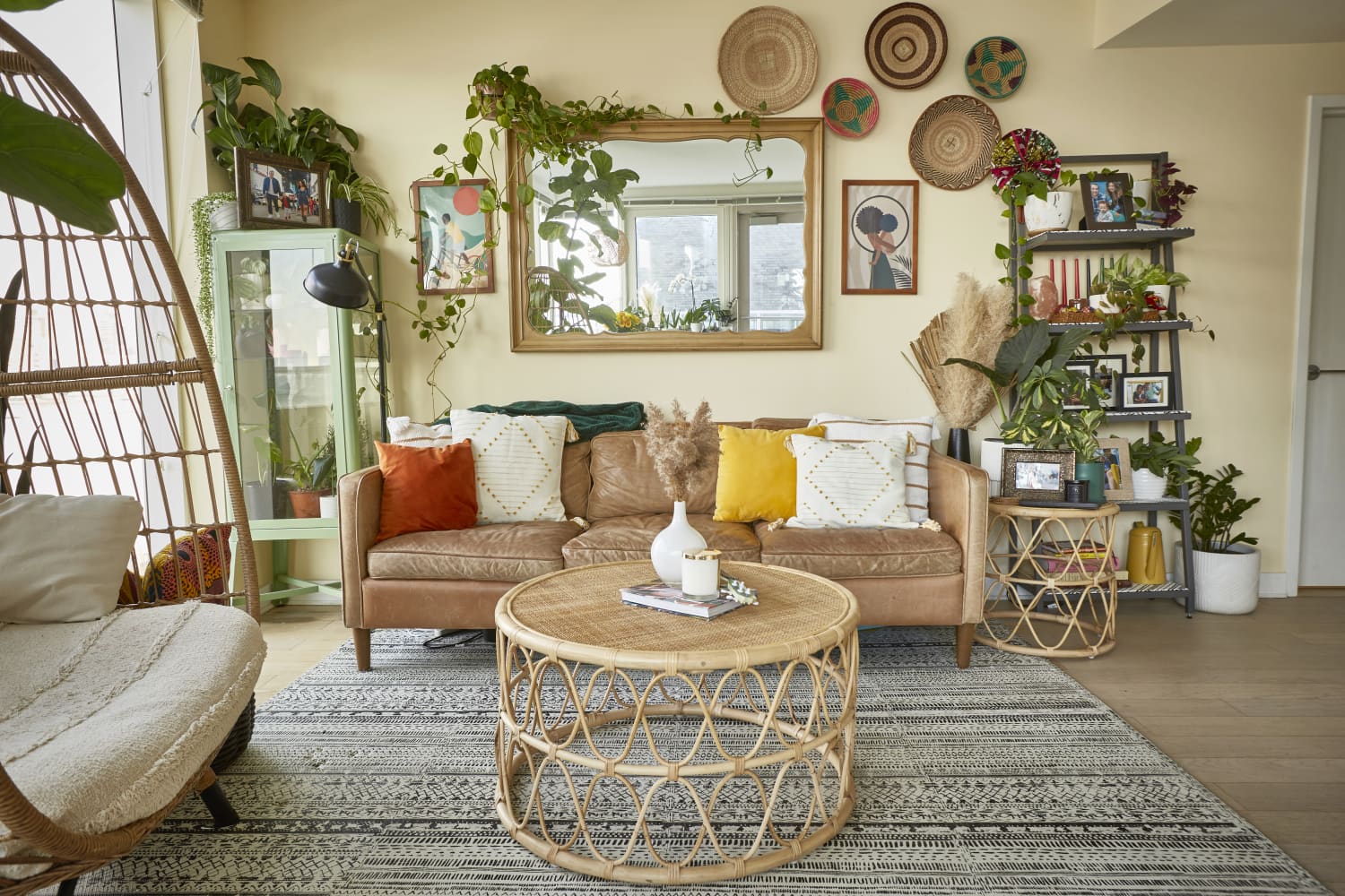 Rattan look shop side table